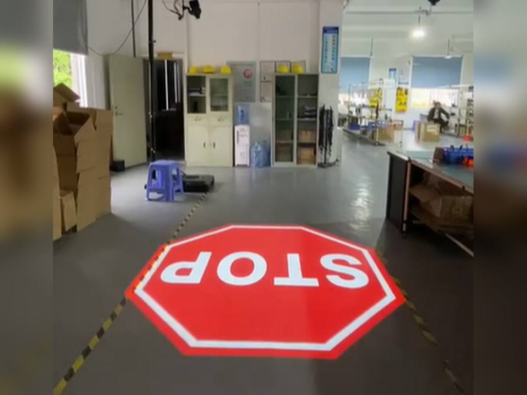 STOP Sign Projector for Crane Safety